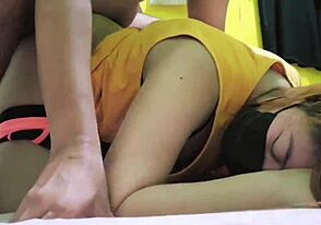 Wife's backdoor pleasure in video