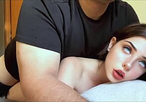 Masseur rubs ass for pleasure